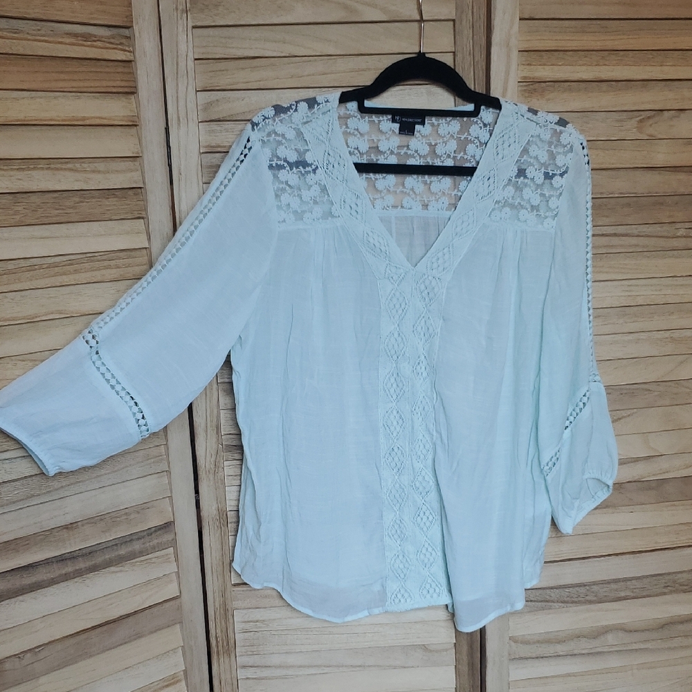 New Directions Cottagecore gauzy embroidered peasant bohemian blouse Sz L